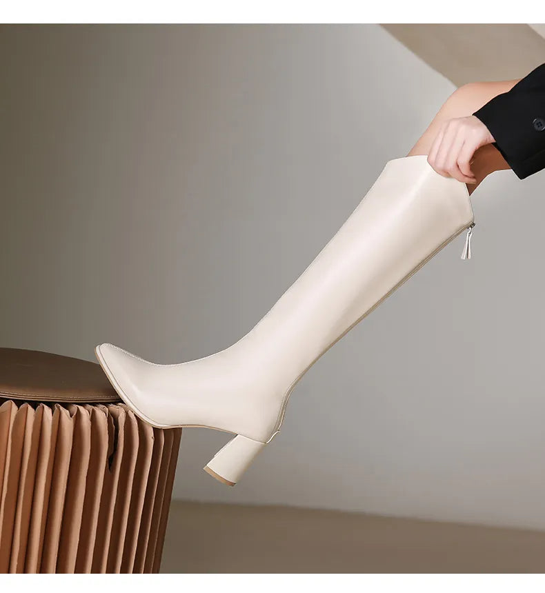 Liliana® | Elegant women's boots with zipper and high heel