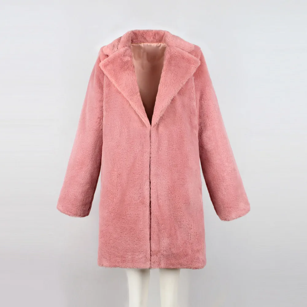 Ursula | Modern and minimalist winter garment.