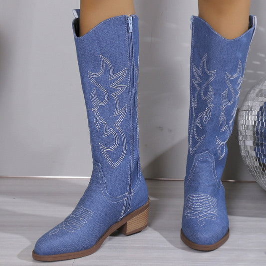 Maria José | Relaxed and supportive orthopedic footwear.