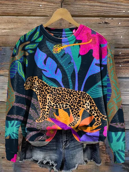 Yadira | Crew neck sweater with a wild print