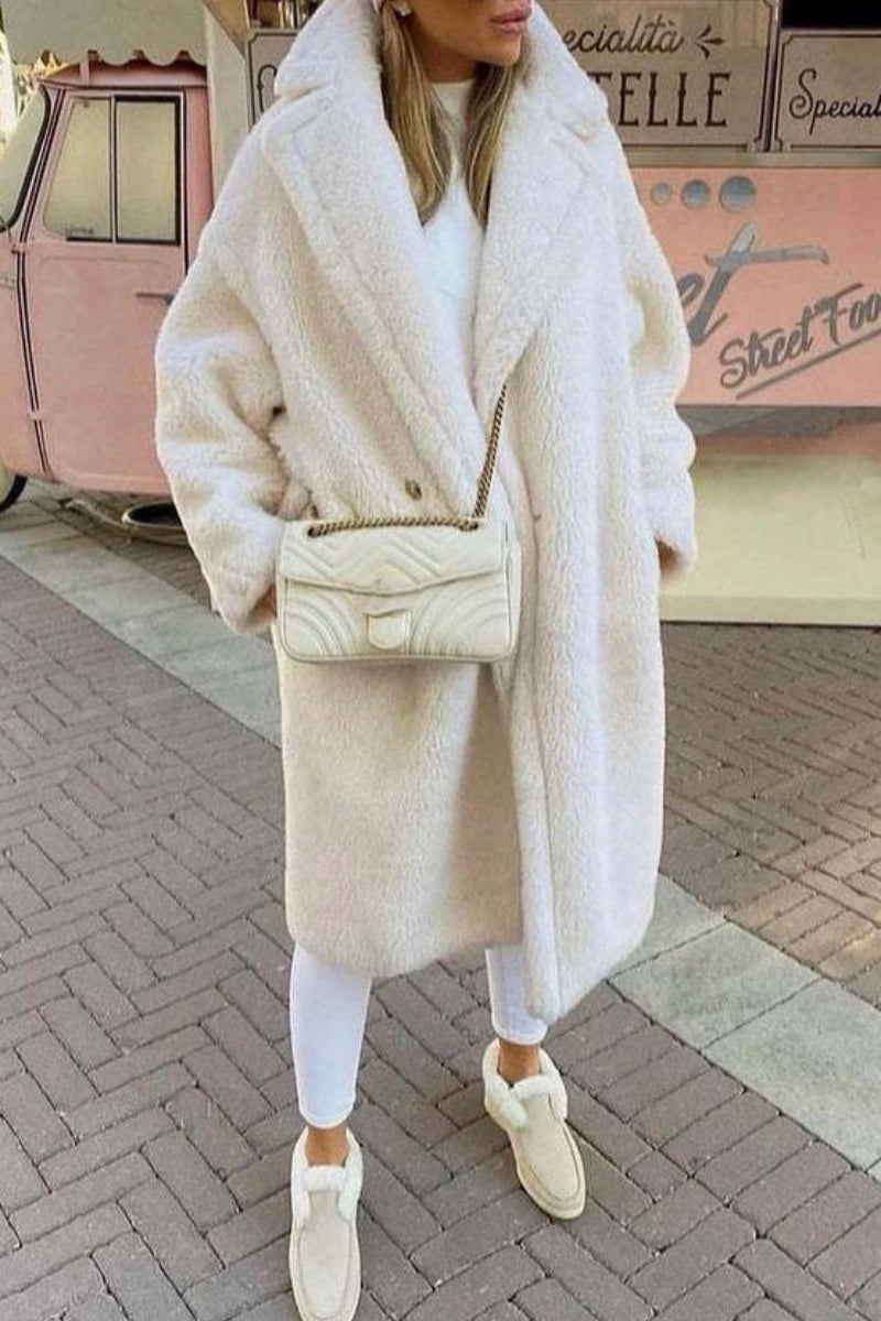 Maria Fernanda | Stylish and elegant winter cardigan
