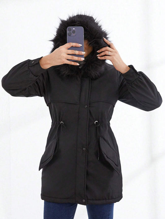 Lourdes | Warm winter coat with a soft collar