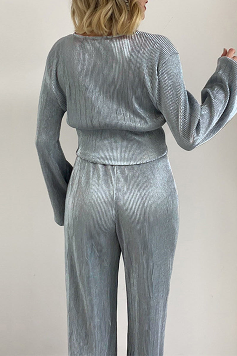 Adriana | Casual two-piece suit with fixed drawstring and V-neck and long sleeves