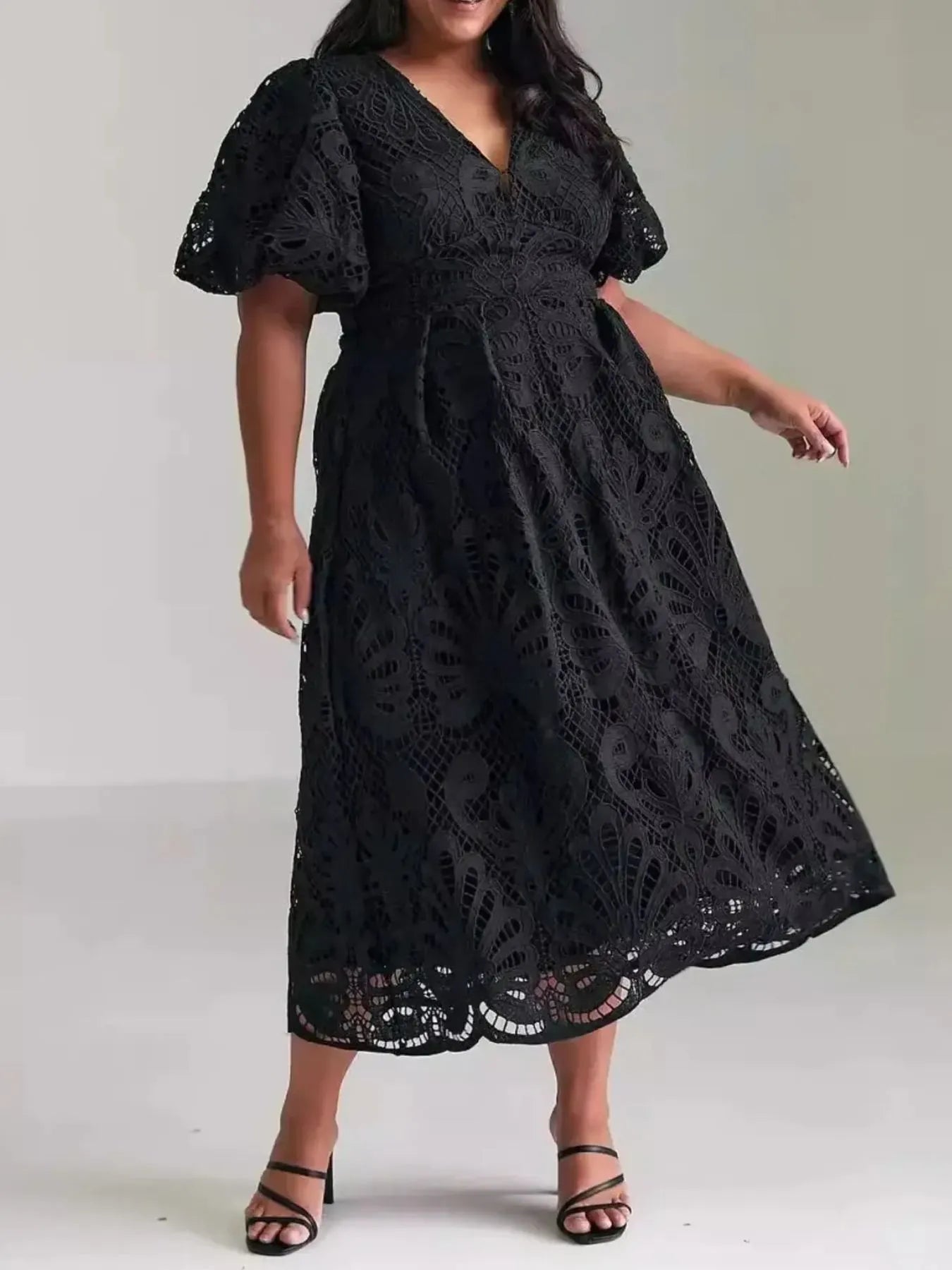Sabrina® | Elegant Long Lace Dress With V-Neck And Puff Sleeves