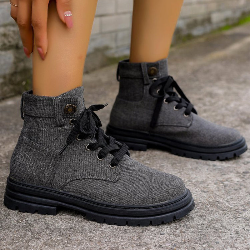 Ivana | Durable and supportive orthopedic boots