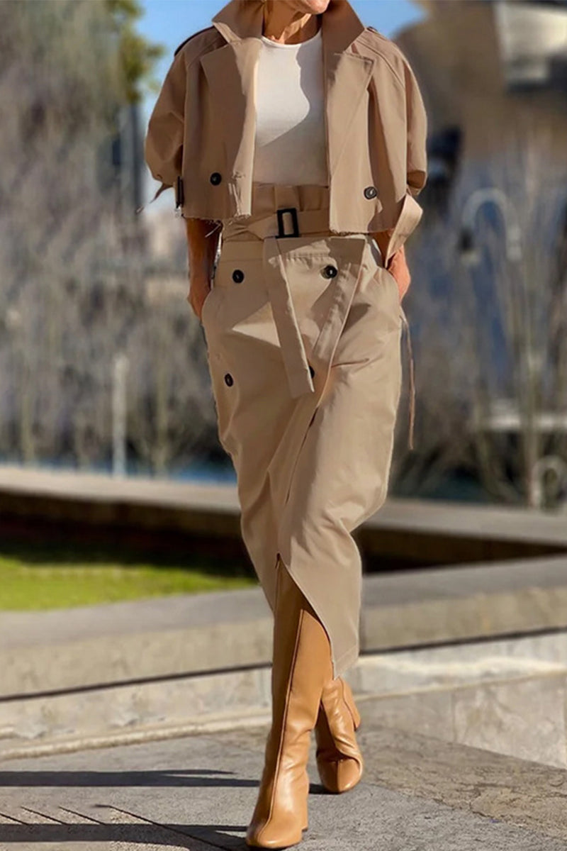 Penélope | British style, elegant, solid pocket buttons, turn-down collar, long sleeves, two piece