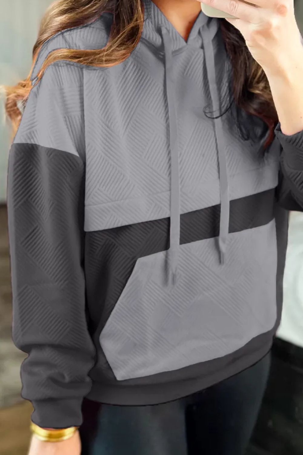 Lara | Long sleeve drawstring hoodie with color block design