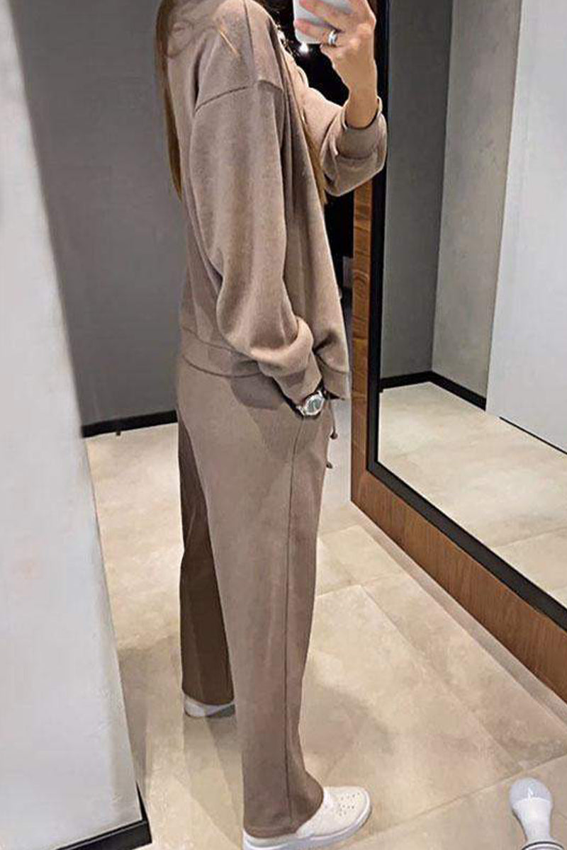 Chantal | Casual, daily, solid color two-piece suit with lace-up, buttons, V-neck and long sleeves
