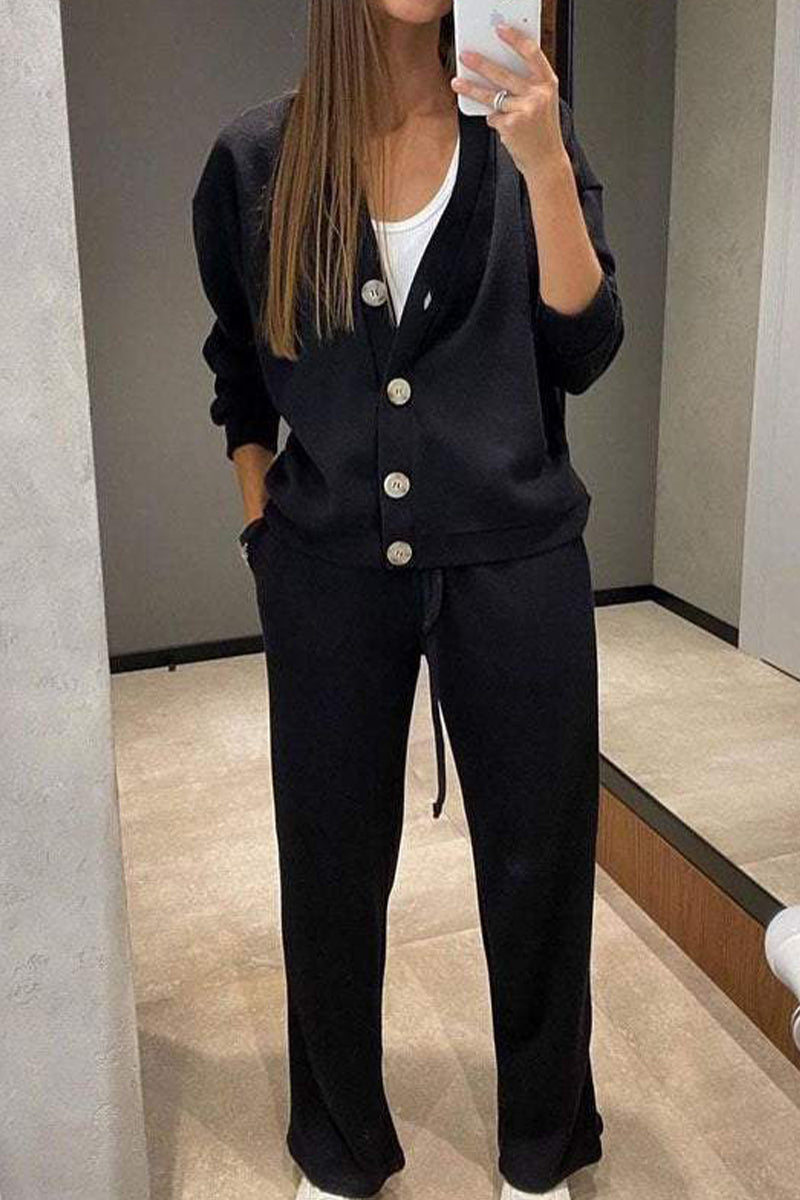 Chantal | Casual, daily, solid color two-piece suit with lace-up, buttons, V-neck and long sleeves