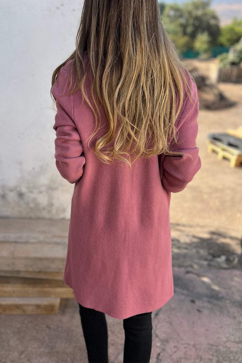 Claudia | Casual everyday outerwear with a solid color pocket turn-down collar