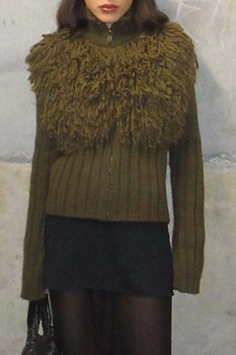 Desirée | Casual solid color turtleneck sweaters with fringe trim and zip fastening