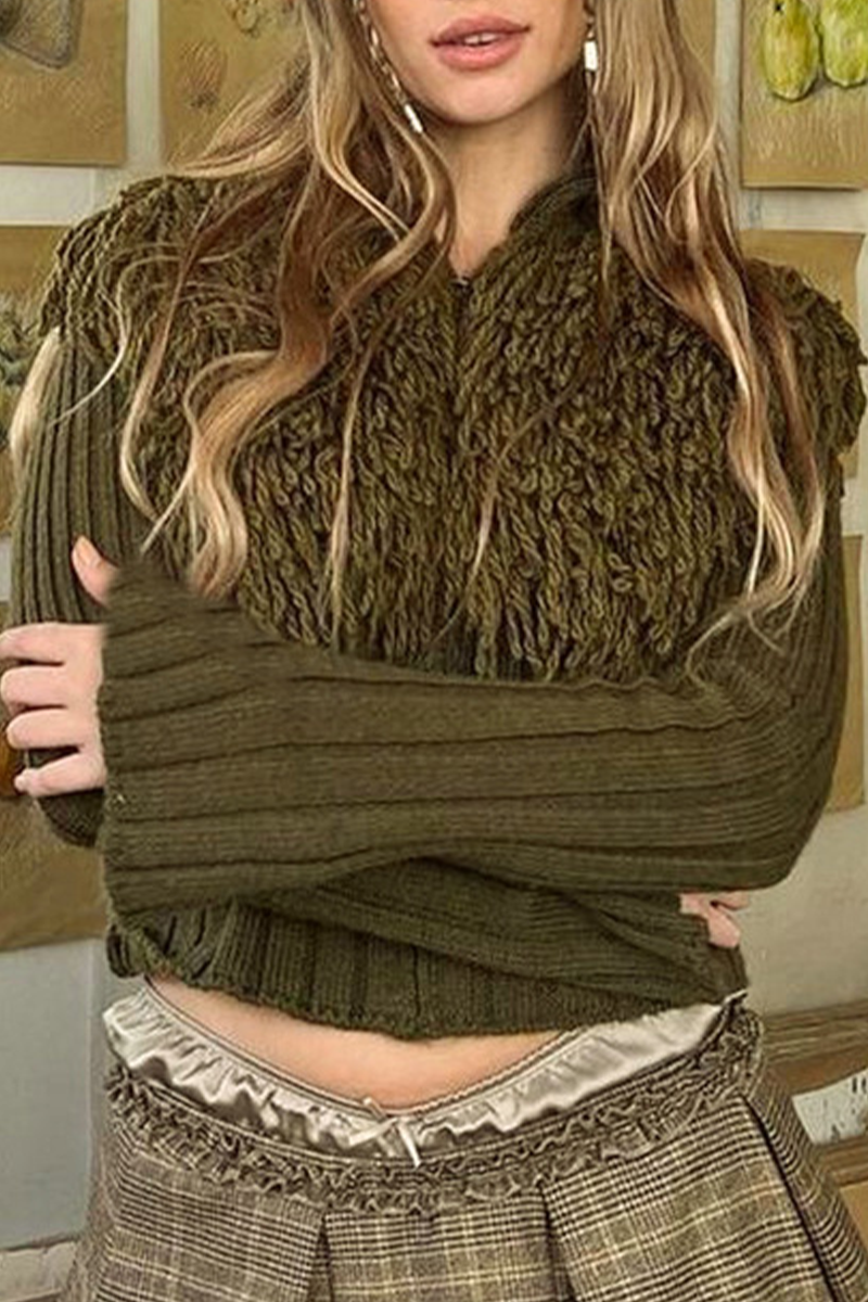 Desirée | Casual solid color turtleneck sweaters with fringe trim and zip fastening