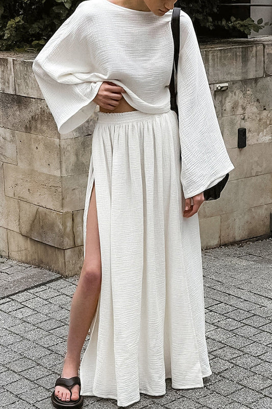 Estela | Casual two-piece suit with slit and ruffles, O-neck and long sleeves