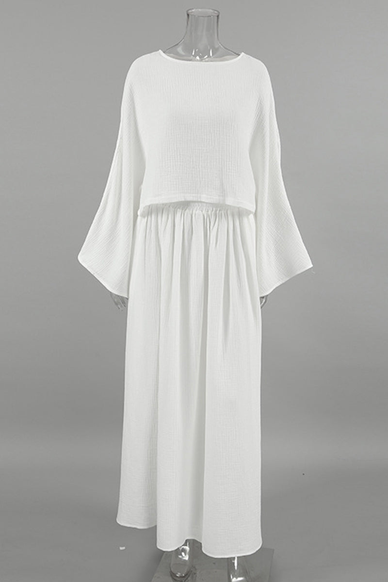 Estela | Casual two-piece suit with slit and ruffles, O-neck and long sleeves