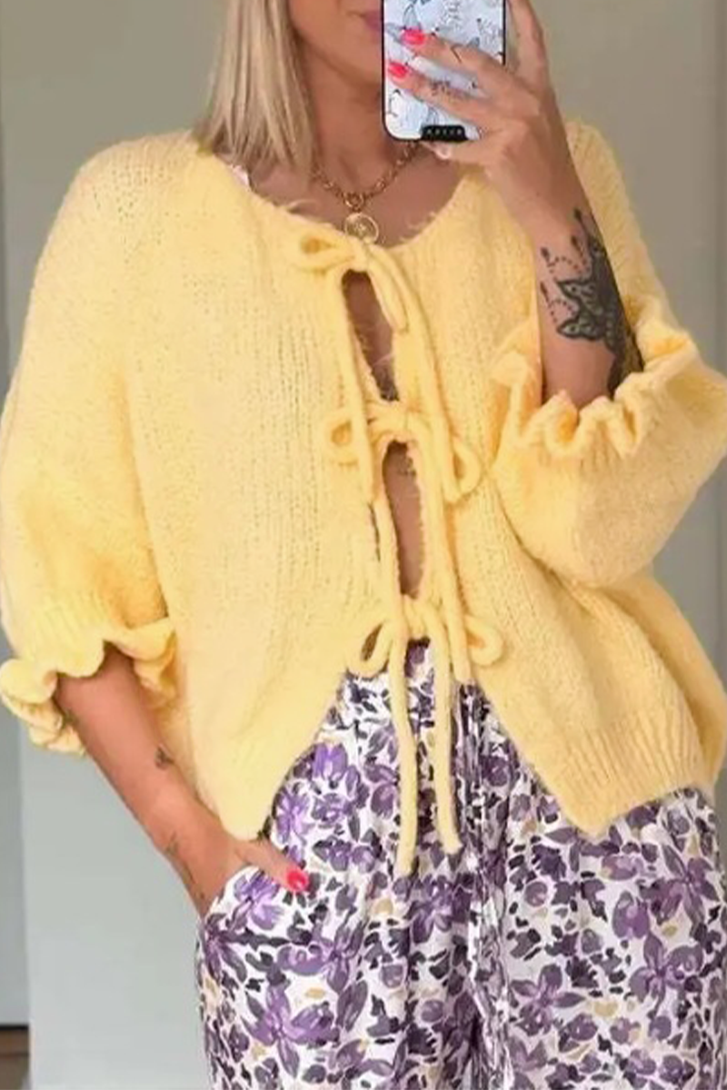 Evelyn | Casual outerwear with lace-up and V-neck