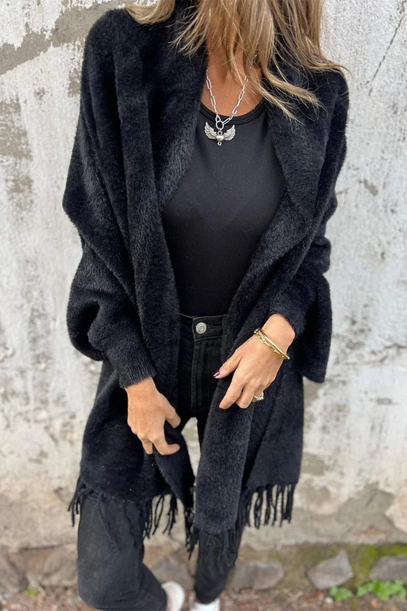 Fabiola | Casual, fluffy outerwear with a shawl collar and fringe trim