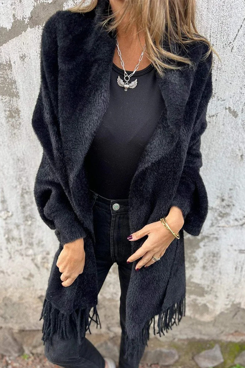 Fabiola | Casual, fluffy outerwear with a shawl collar and fringe trim