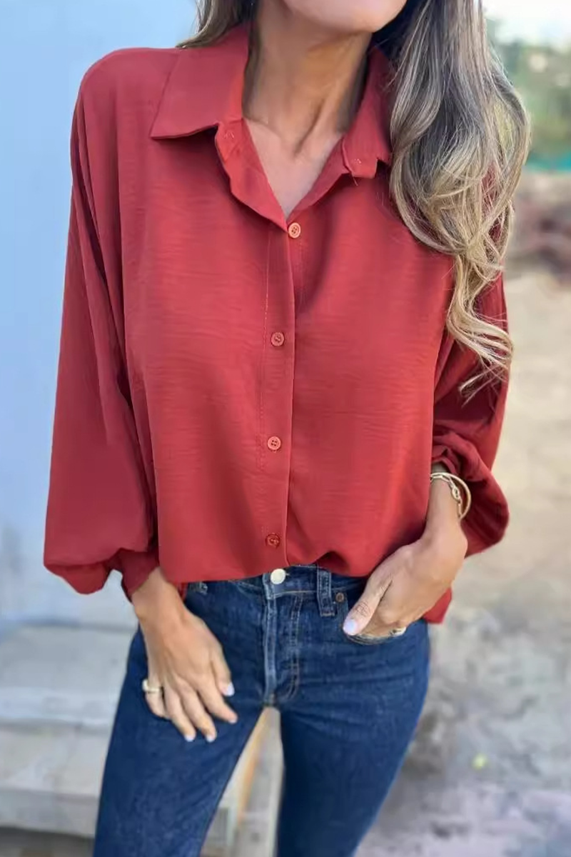 Femke | Casual everyday blouses with buttons and turn-down collars