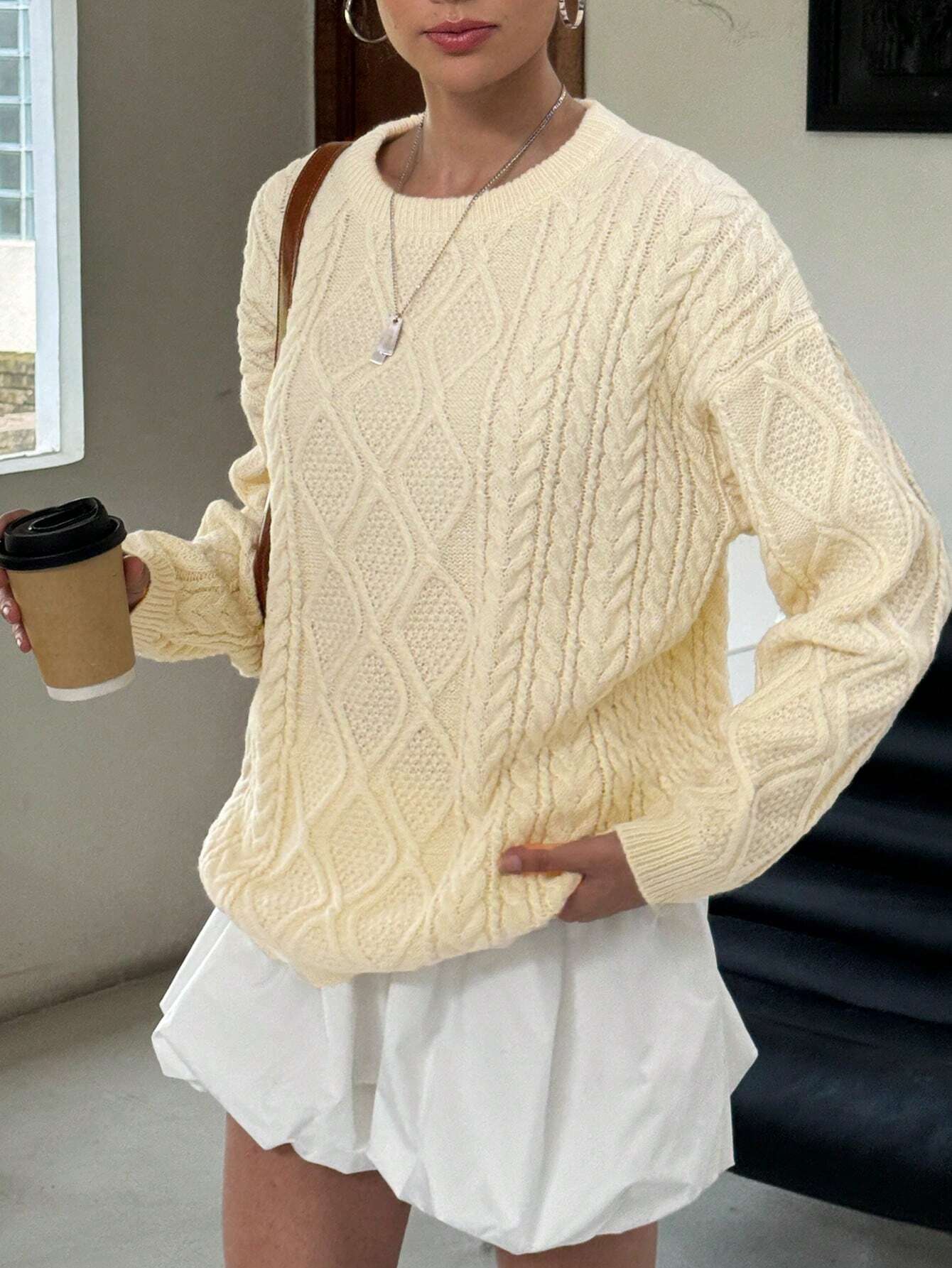 Ursula | Women's sweater with a loose crew neck