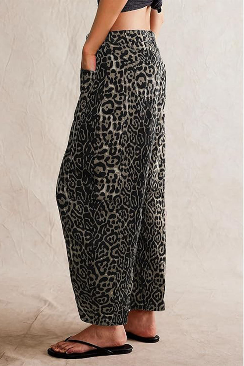 Imelda | Casual loose street denim jeans with leopard pocket and mid-rise