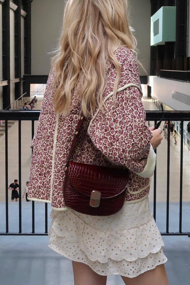 Clarisa | Fashionable and effortless winter garment