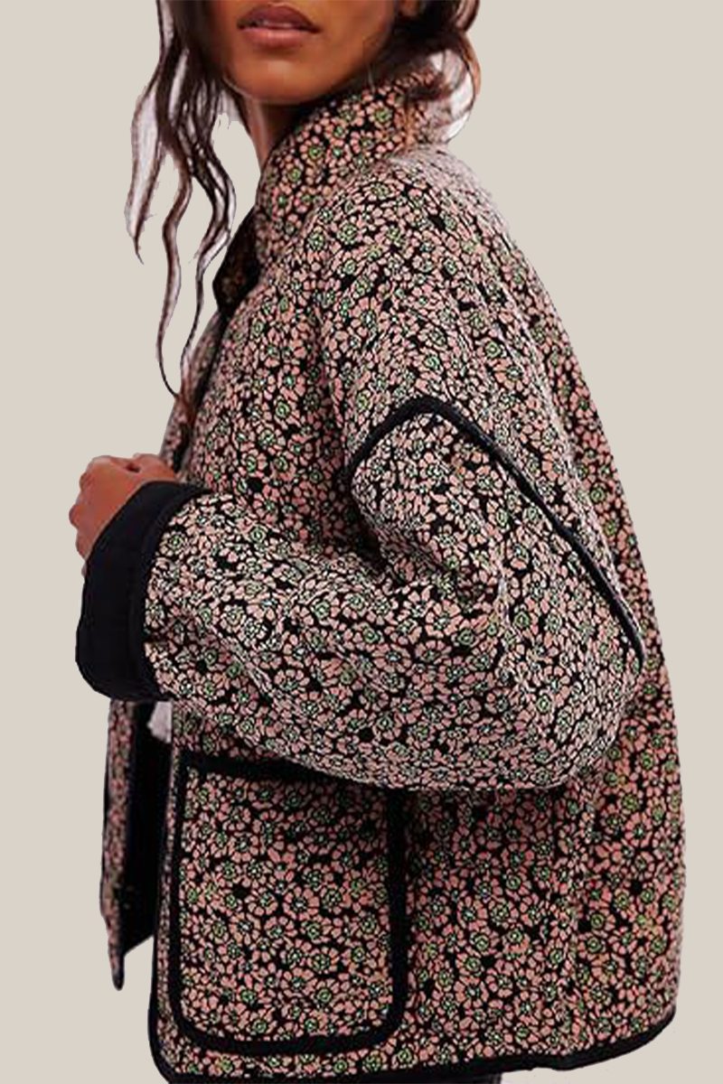 Clarisa | Fashionable and effortless winter garment