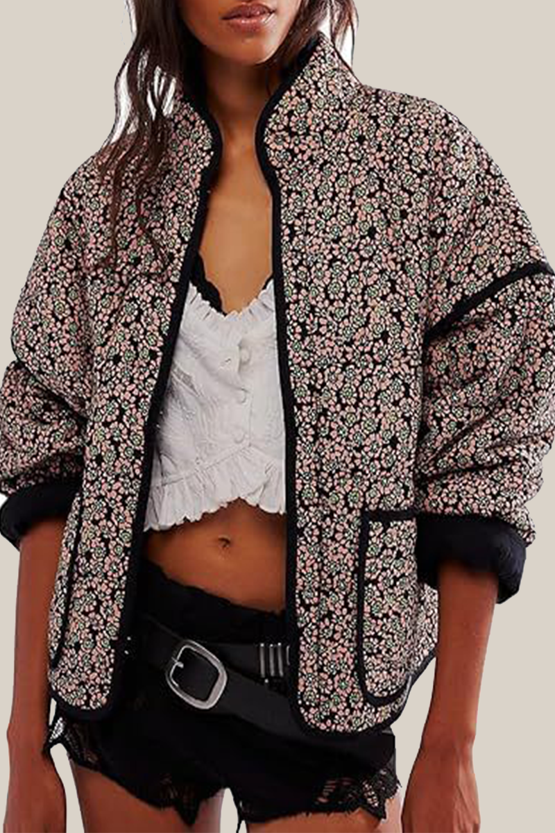 Clarisa | Fashionable and effortless winter garment