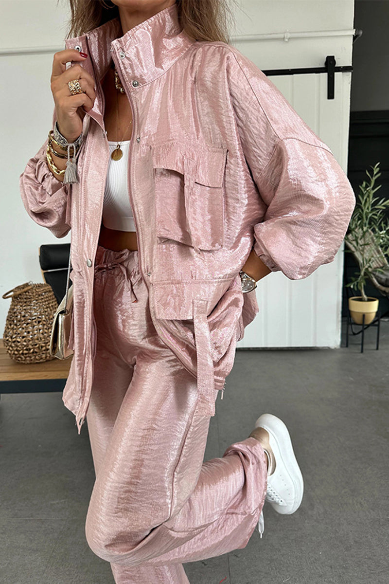 Jessa | Casual, long-sleeved two-piece suit with a gathered stand-up collar and pockets