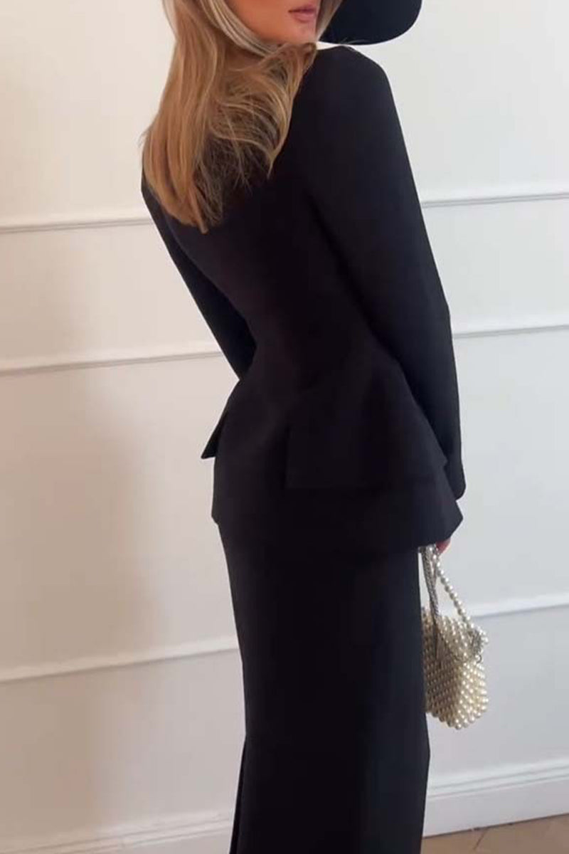 Jessica | Elegant buttons, ruffles, square neckline, long sleeves, two piece