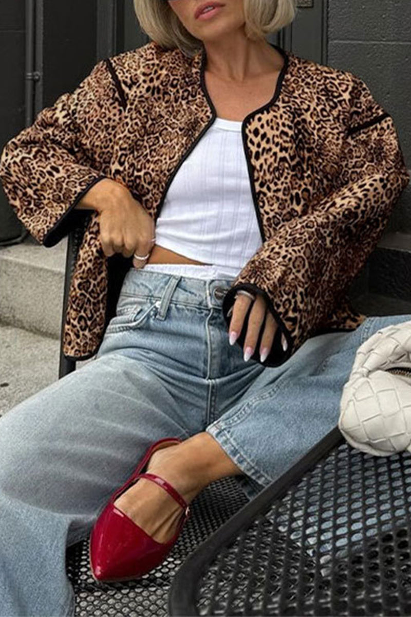 Joana | Casual street outerwear with leopard pocket patchwork and O-neck
