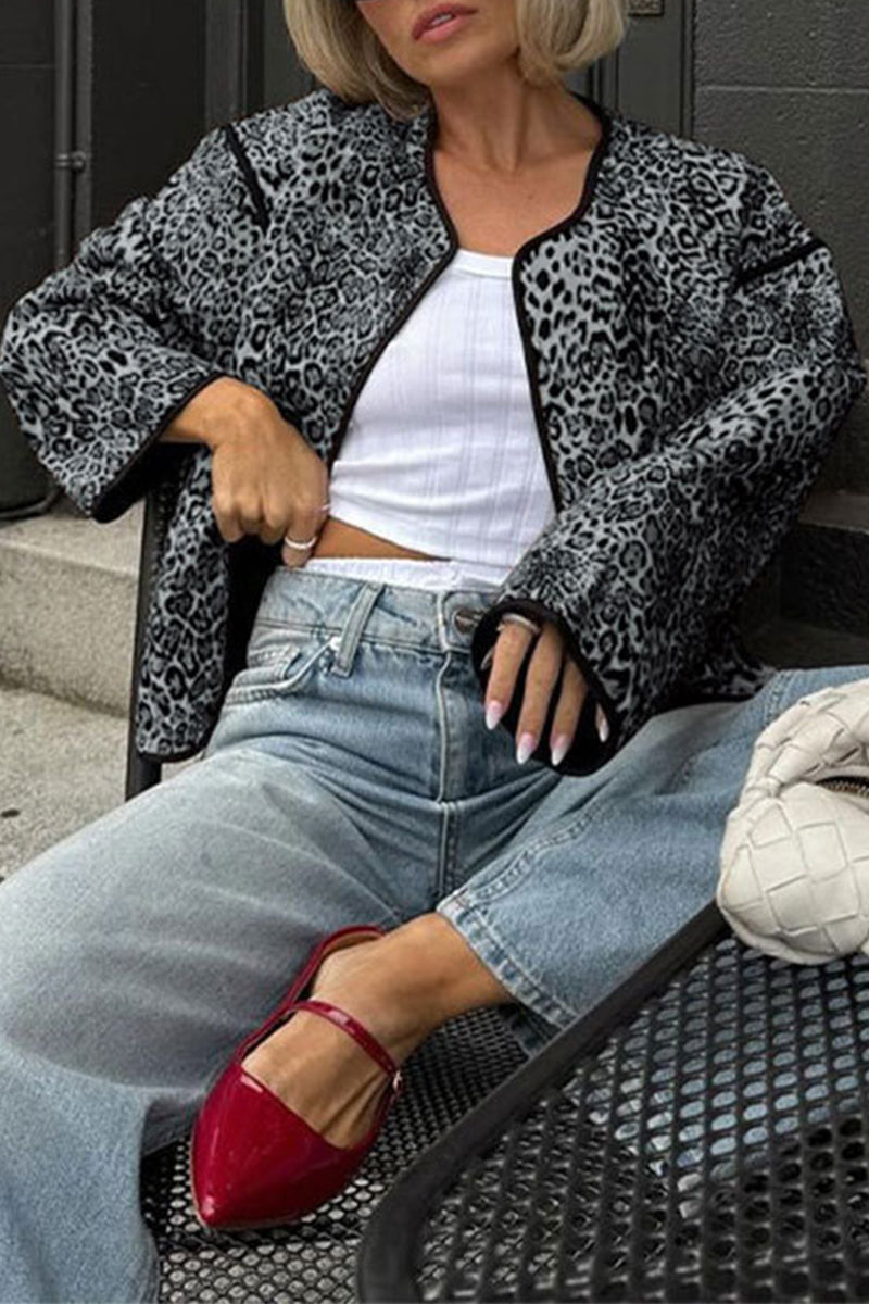 Joana | Casual street outerwear with leopard pocket patchwork and O-neck