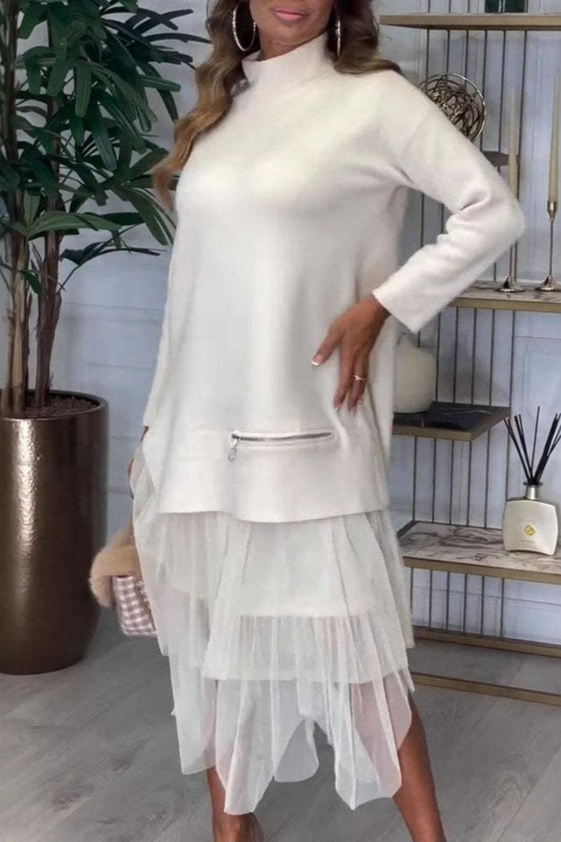 Katrien | Casual two-piece suit with turtleneck and long sleeves and slit