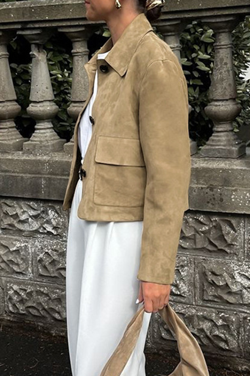 Katrin | Casual everyday outerwear with buttons and turn-down collar
