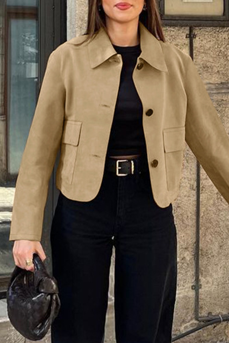 Katrin | Casual everyday outerwear with buttons and turn-down collar