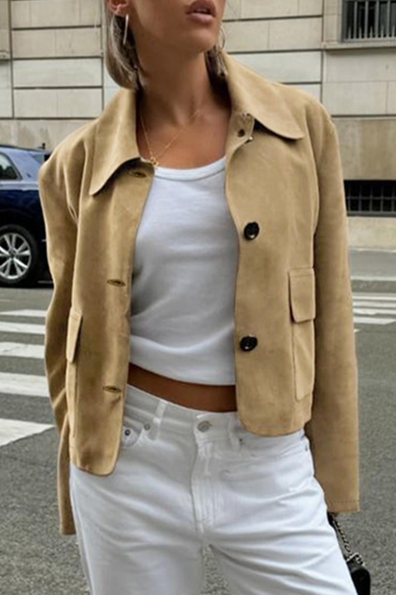 Katrin | Casual everyday outerwear with buttons and turn-down collar