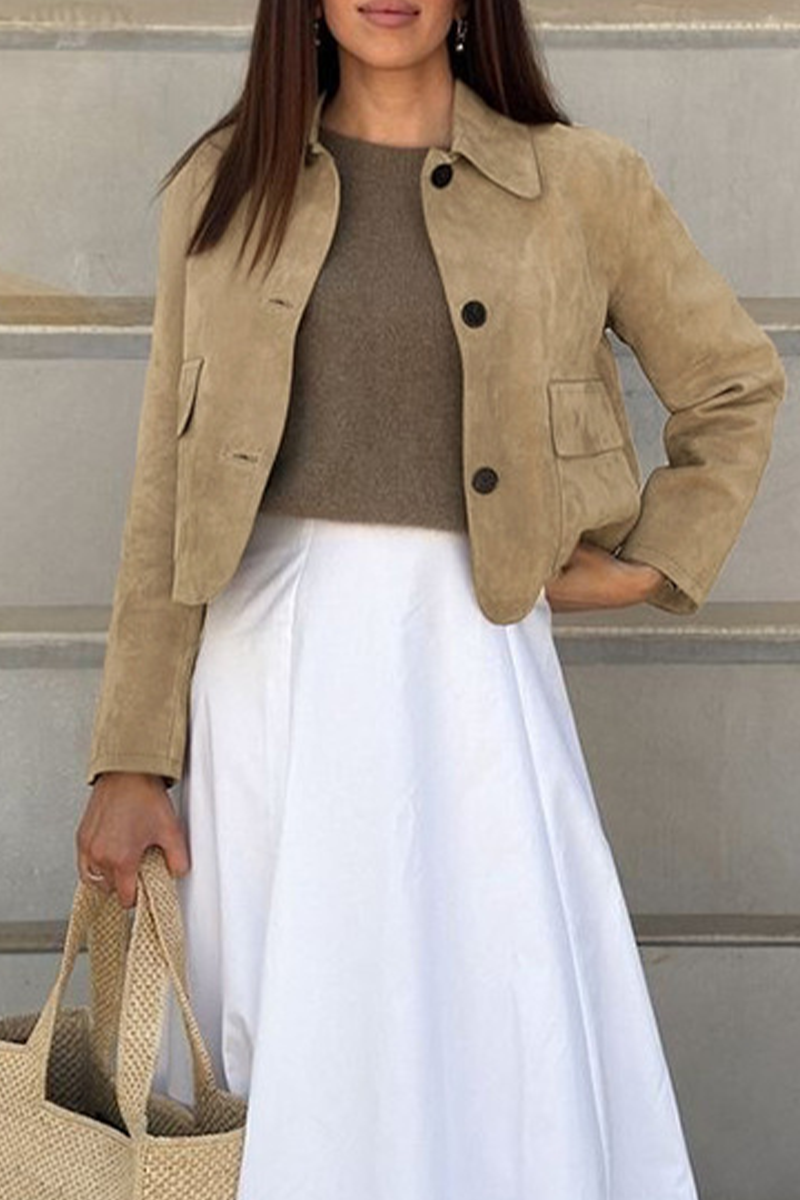 Katrin | Casual everyday outerwear with buttons and turn-down collar