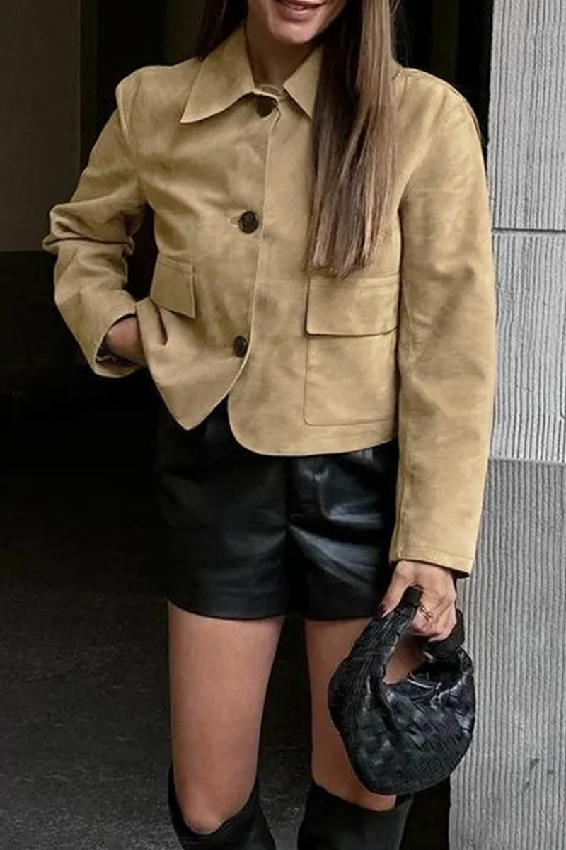 Katrin | Casual everyday outerwear with buttons and turn-down collar