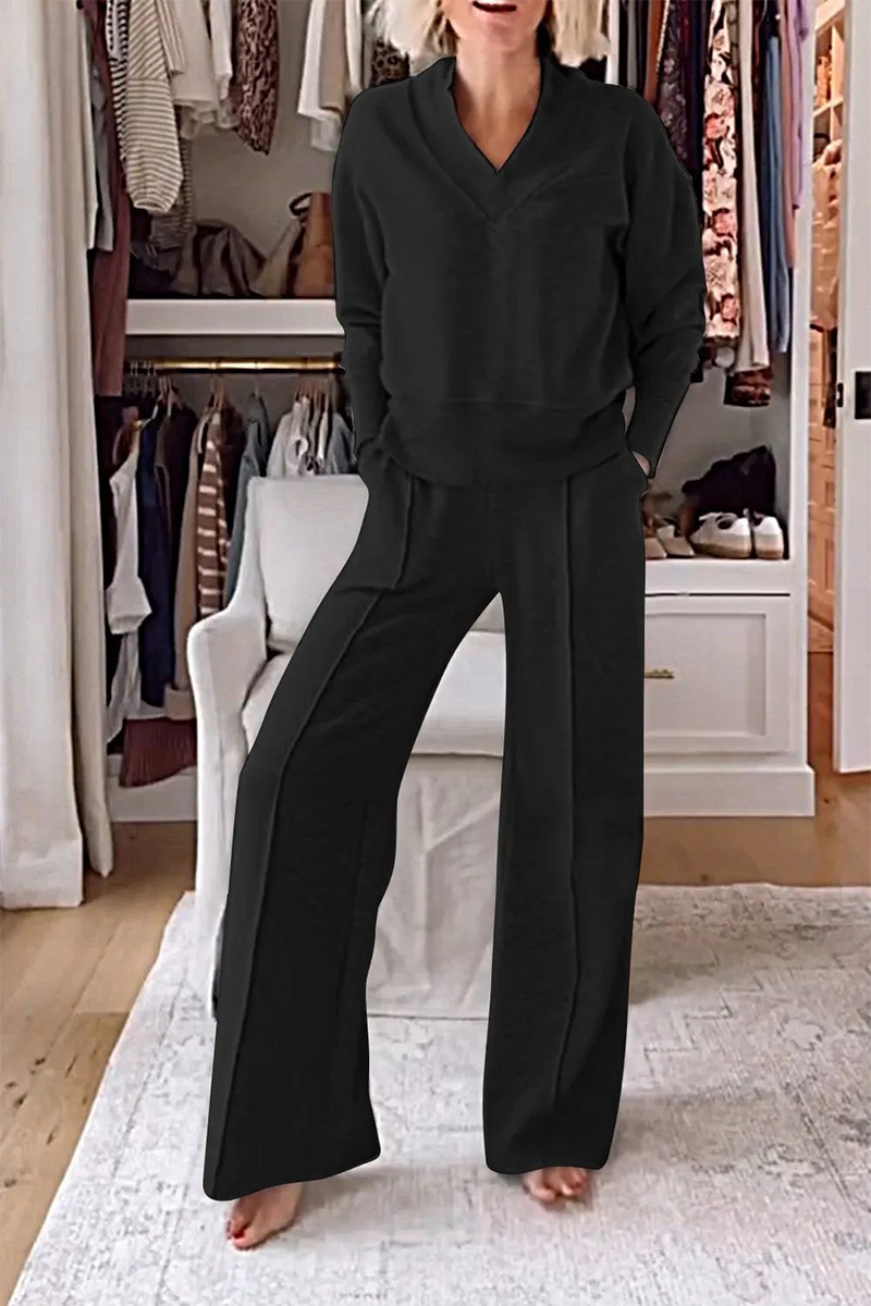 Kristel | Casual two-piece suit with pocket patchwork and V-neck and long sleeves