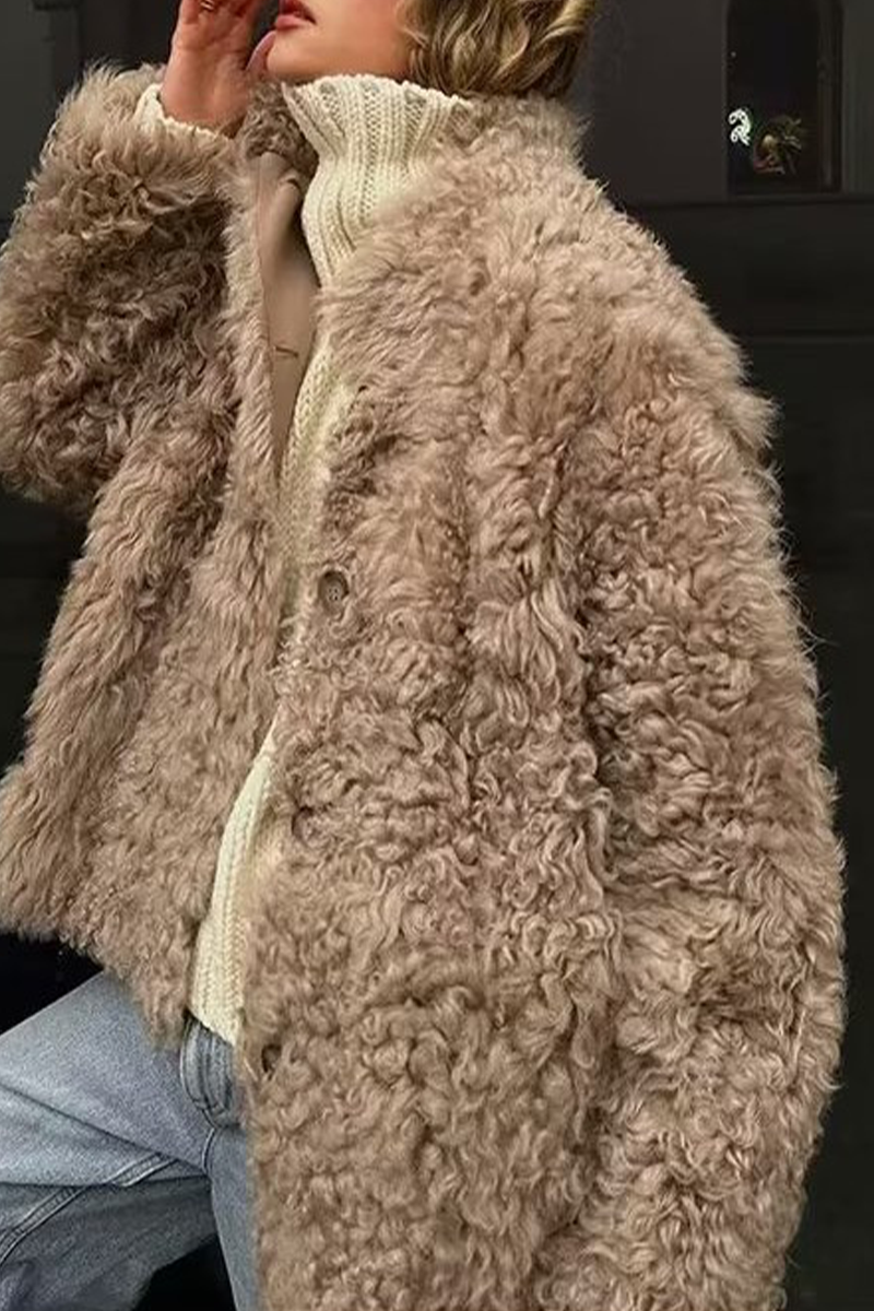 Valentina® | Relaxed and timeless winter garment