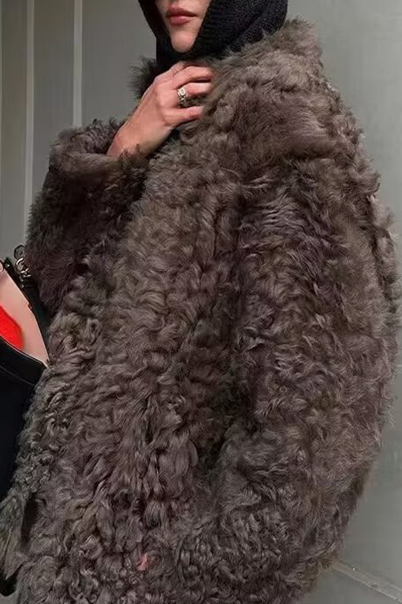 Valentina® | Relaxed and timeless winter garment