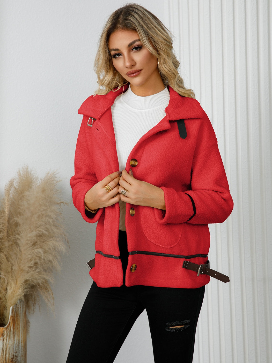 Edith | Jacket with pockets and button placket and collar