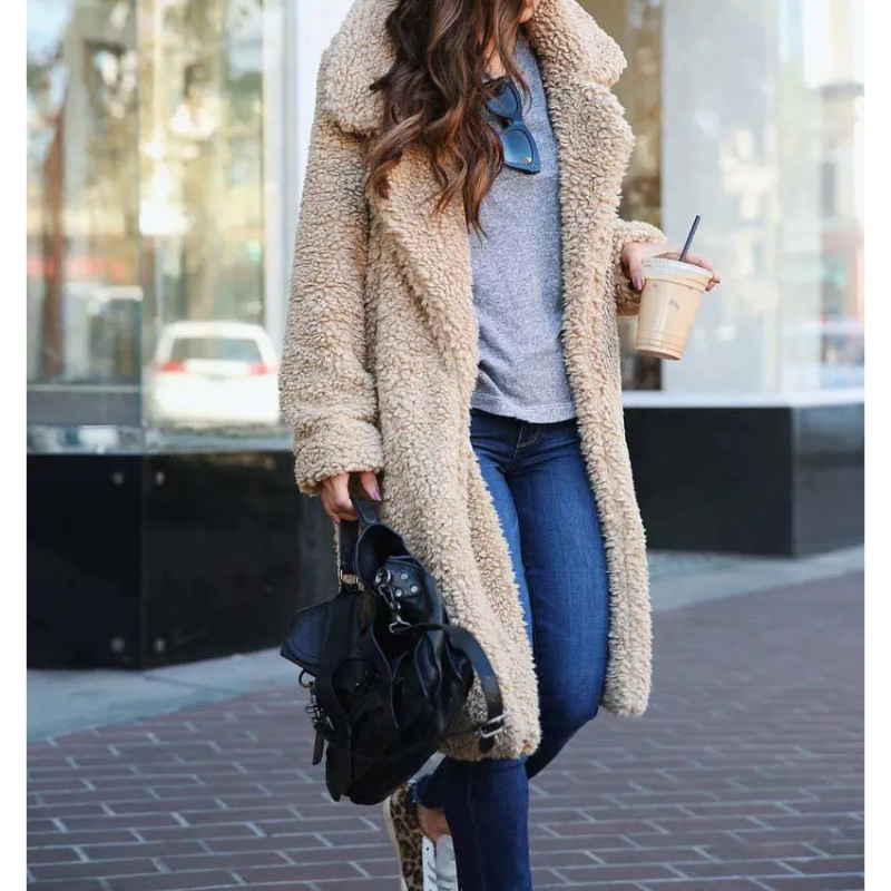 Gertrudis | Effortless and chic winter garment