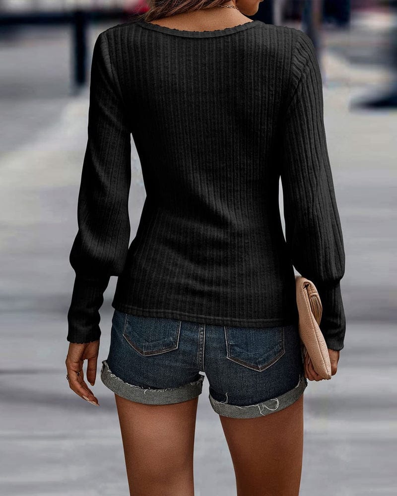 Helga | Fashionable and uncomplicated winter top