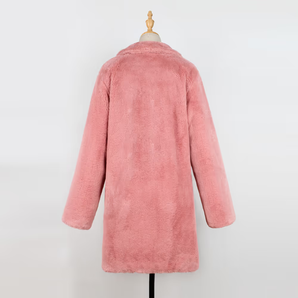 Ursula® | Modern and minimalist winter garment.