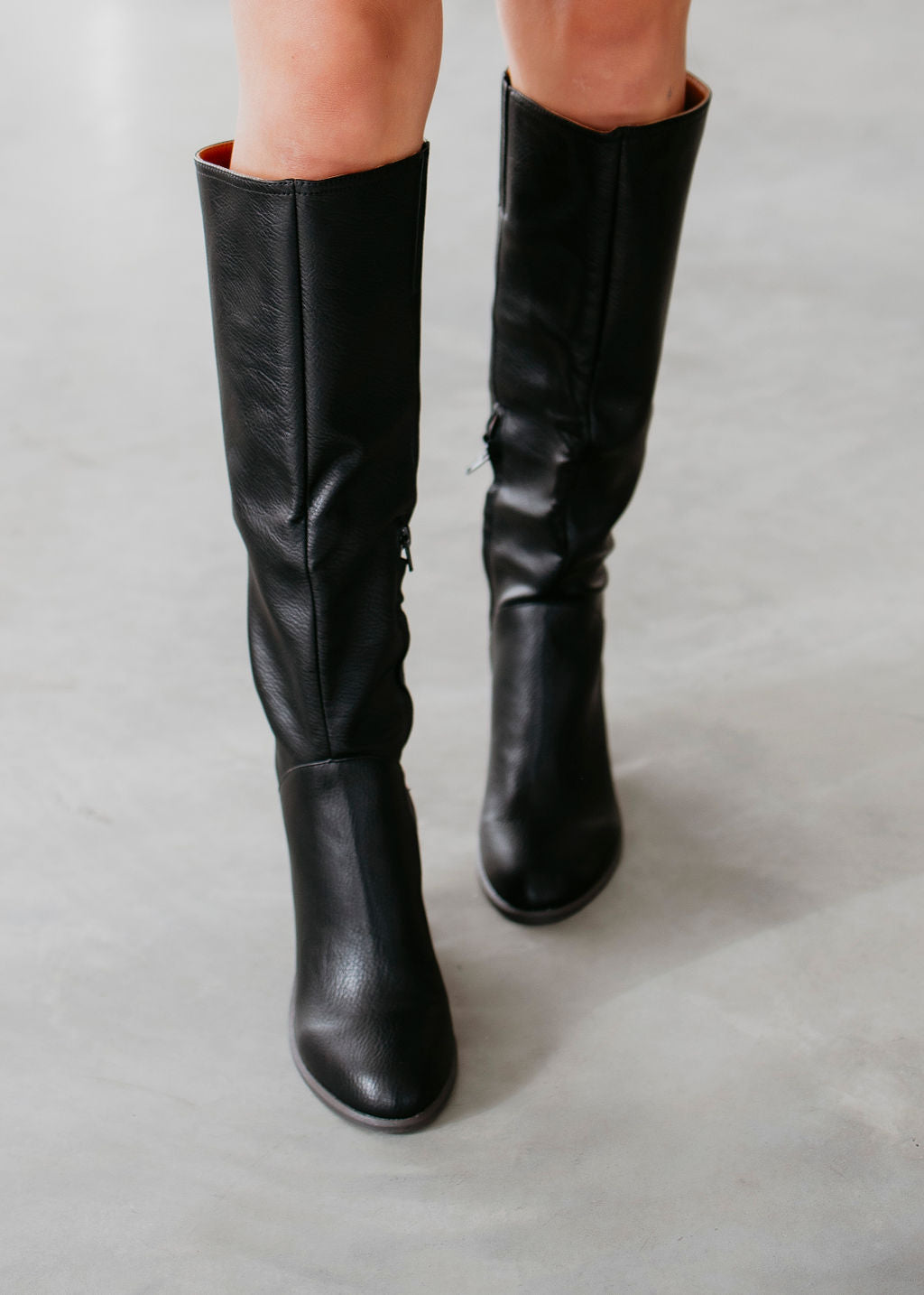 Johana | Supportive and versatile orthopedic boots