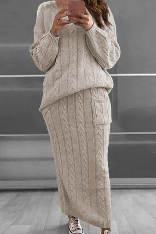 Fabiola| Effortless and chic winter sweater