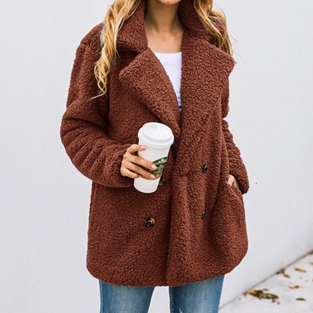 Delia | Chic and relaxed winter garment
