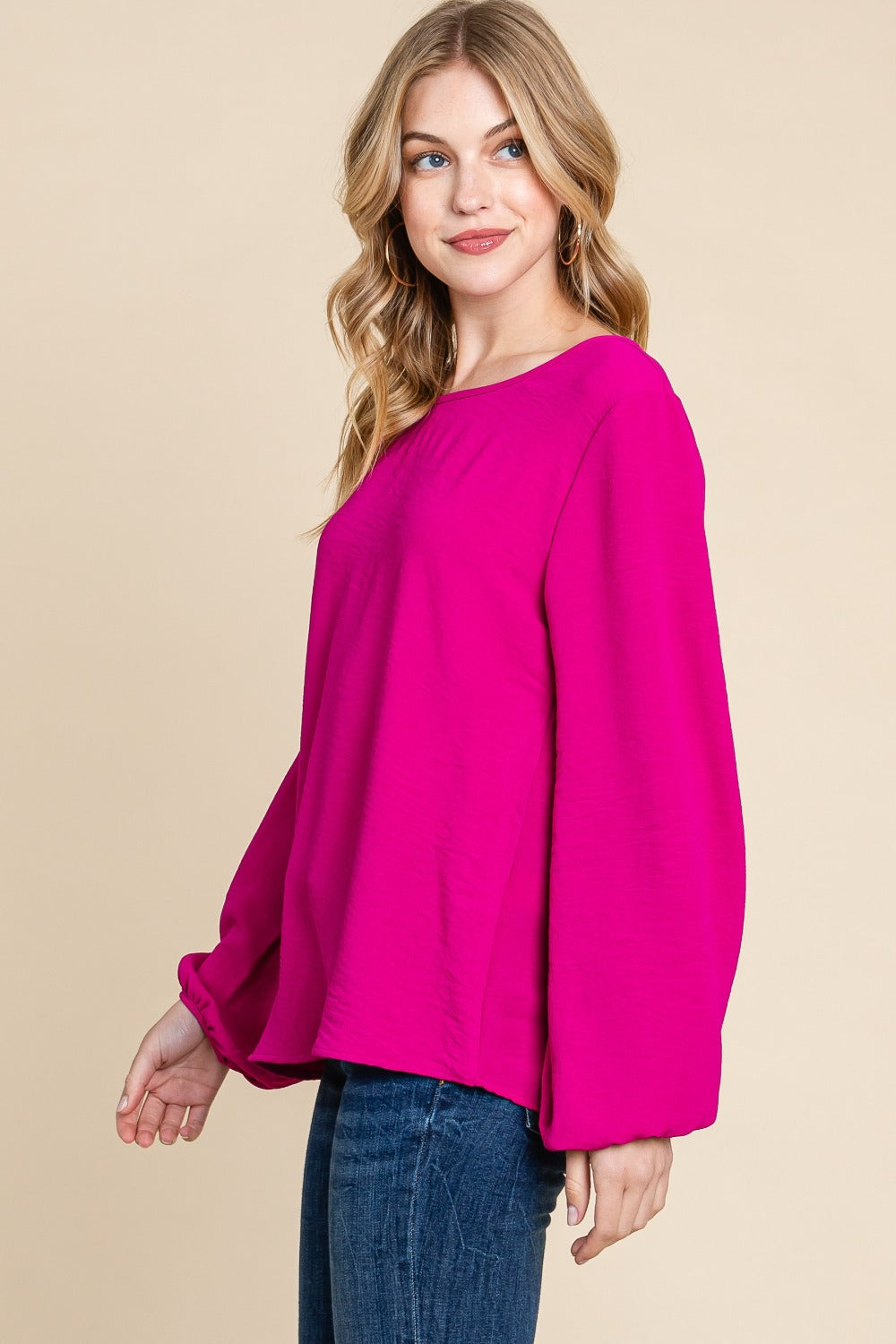 Paula | Structured top with balloon sleeves