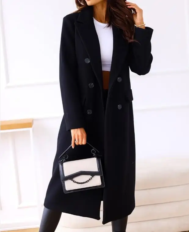 Soledad | Classic and elegant winter garment.