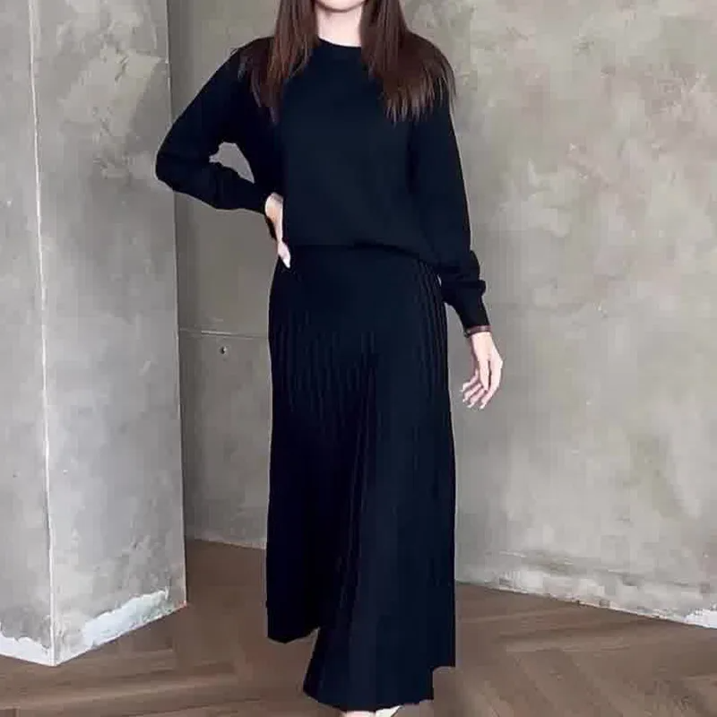 Flora | Solid color long sleeve top and pleated skirts for women